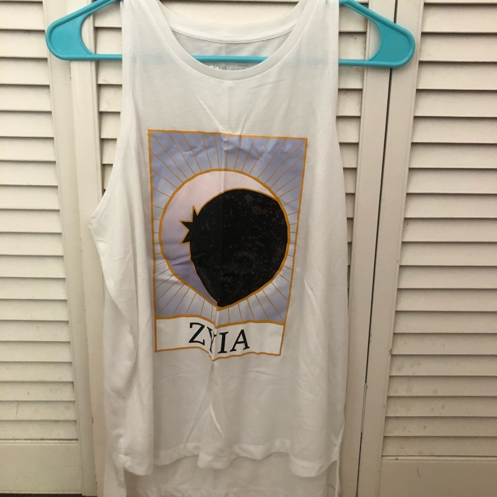Zyia activewear tank top